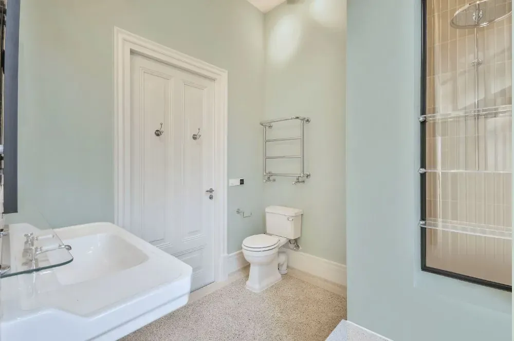 Behr Mountain Peak White bathroom