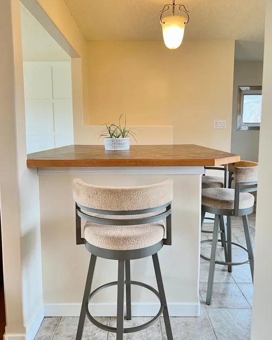 Behr Off White dining room 