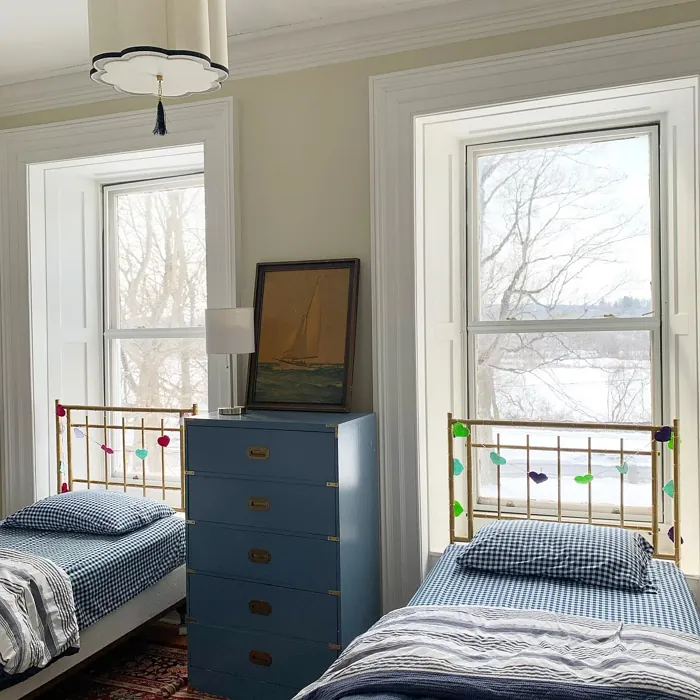 Behr Rococo Beige kids' room color