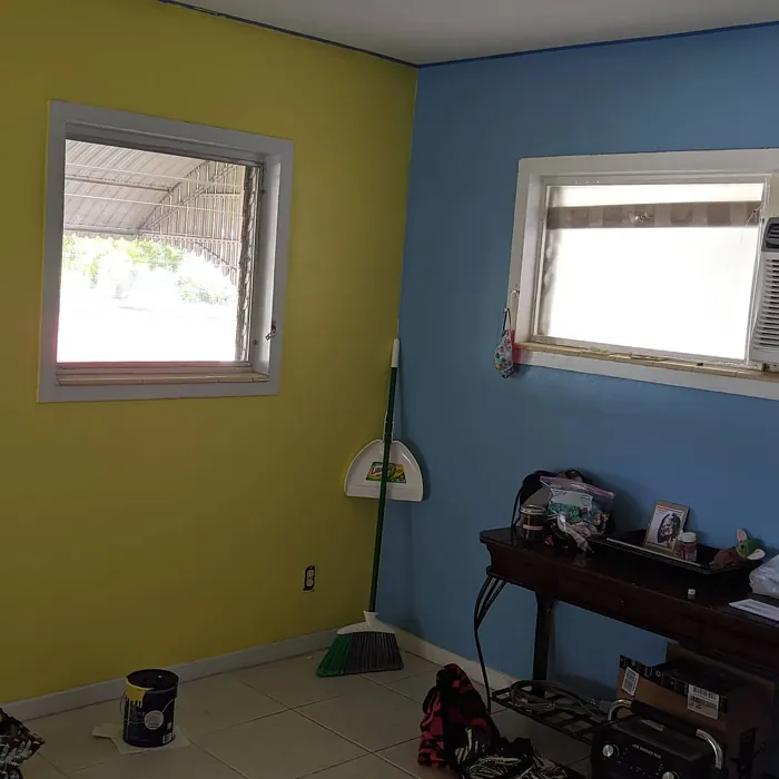 Behr Upbeat accent wall 