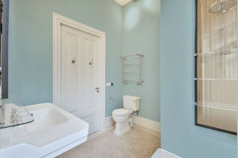 Behr Wind Speed bathroom