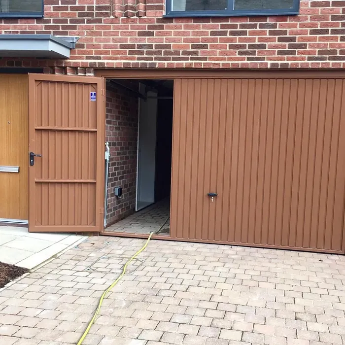 RAL 8024 garage door review