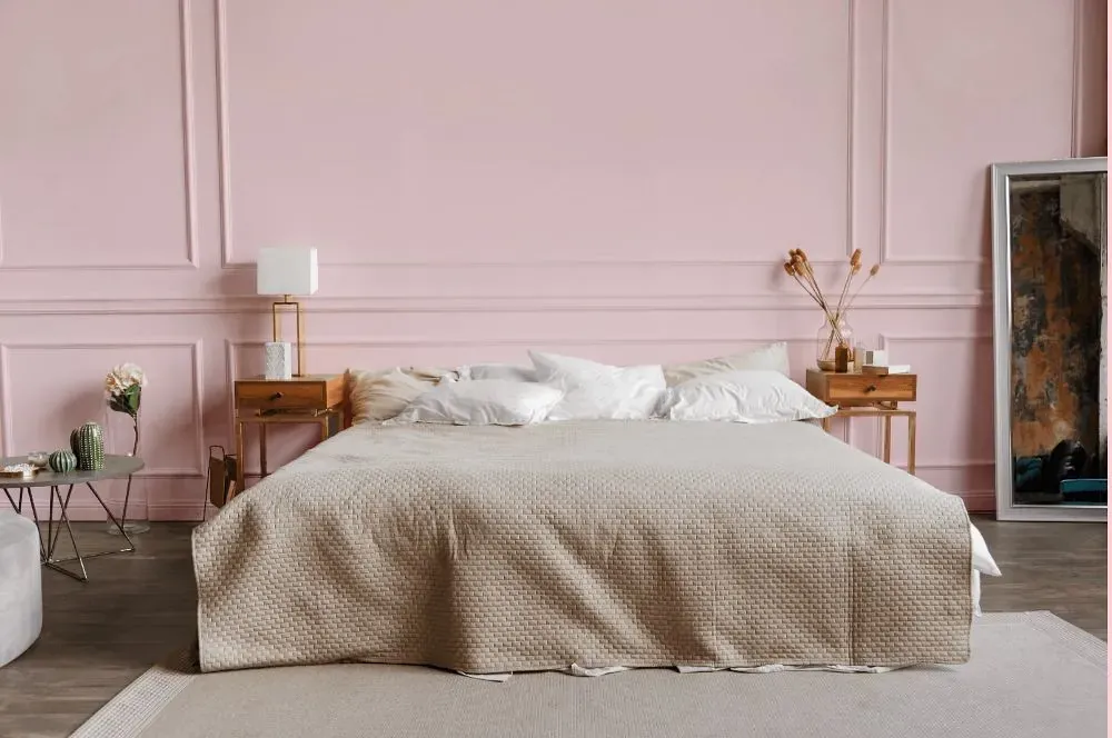 Benjamin Moore Angel Pink bedroom