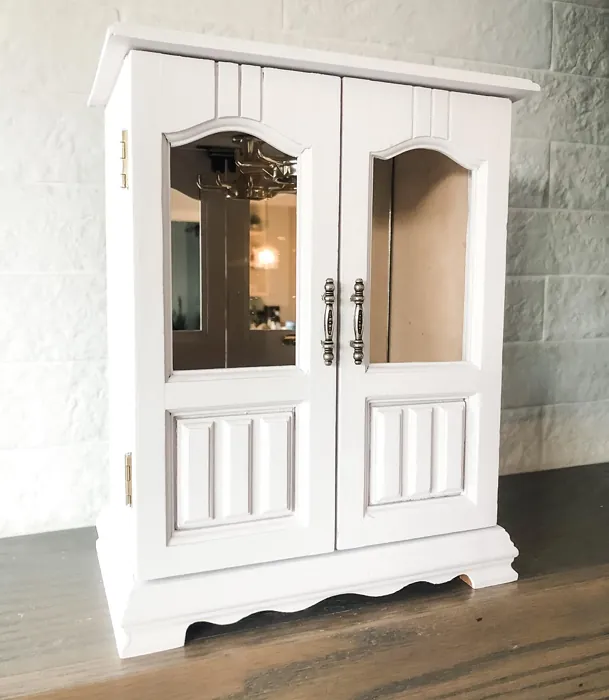 Benjamin Moore Antique Pearl painted furniture 