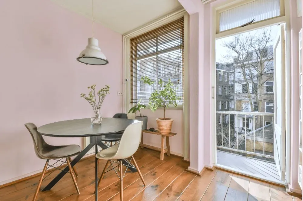 Benjamin Moore Baby Pink living room