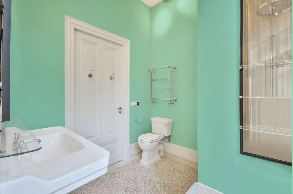 Benjamin Moore Bahama Waters bathroom