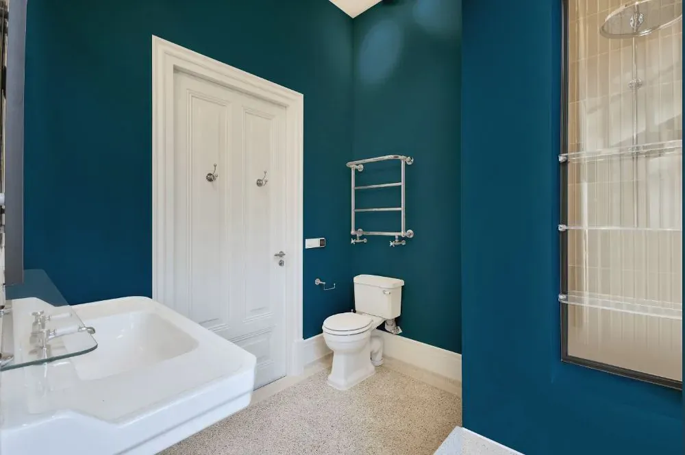 Benjamin Moore Bainbridge Blue bathroom