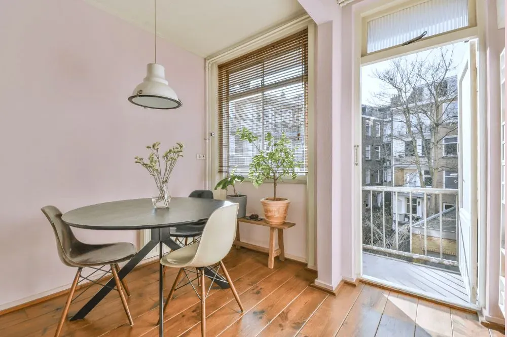 Benjamin Moore Ballerina Pink living room