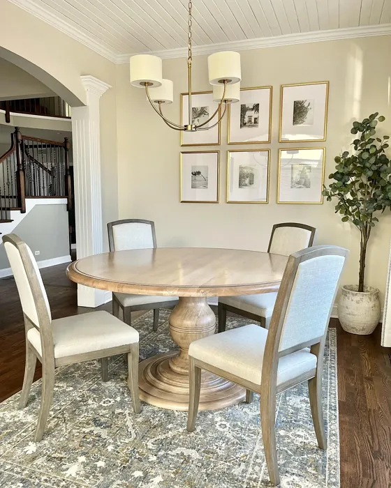 Benjamin Moore Ballet White dining room interior