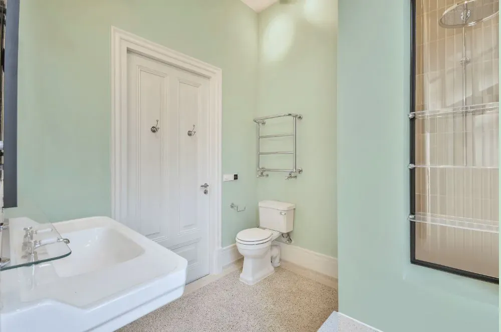 Benjamin Moore Bath Salts bathroom