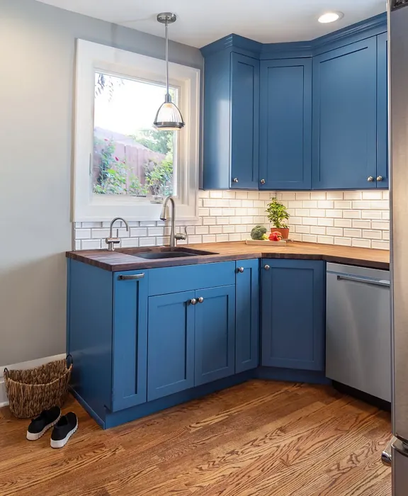 Bm Bedford Blue Kitchen Cabinets