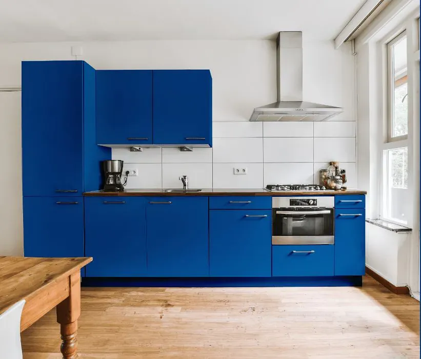 Benjamin Moore Brilliant Blue kitchen cabinets