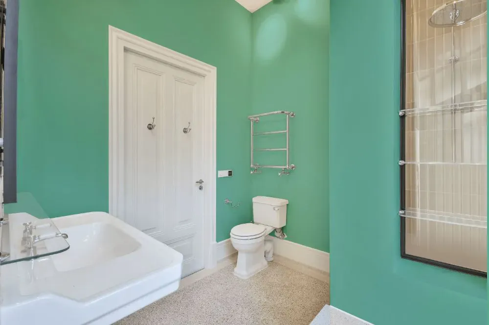 Benjamin Moore Brookdale Gardens bathroom