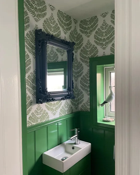 Bunker Hill Green bathroom 