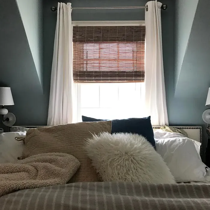 Benjamin Moore HC-149 bedroom color review