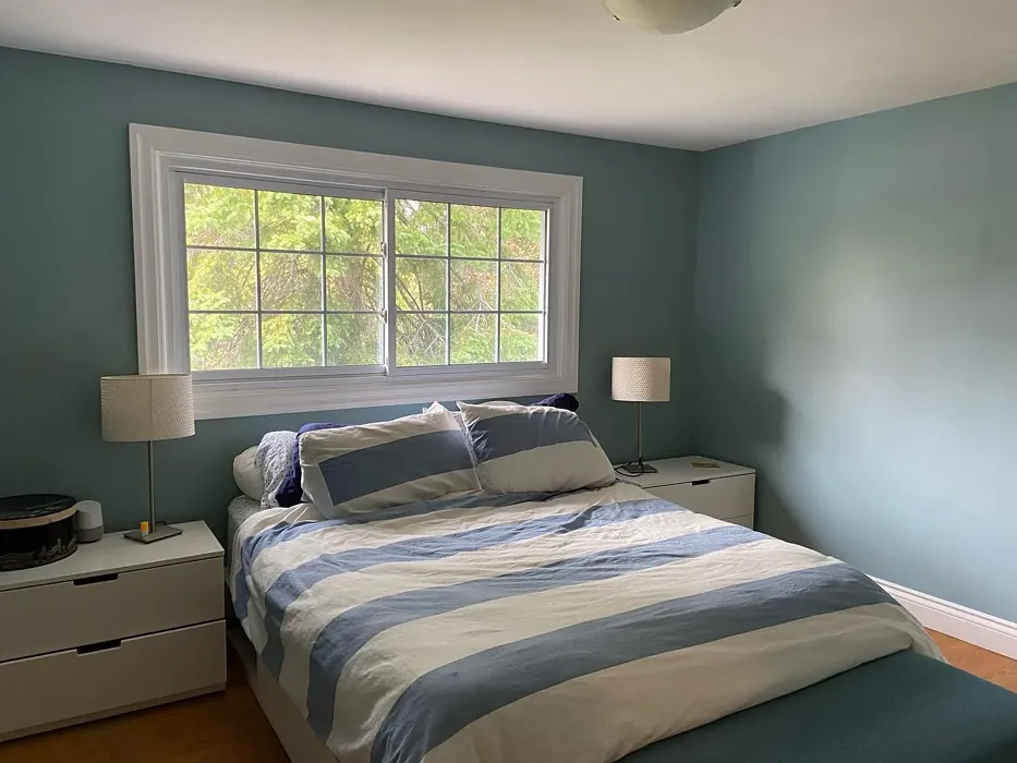 Benjamin Moore HC-149 bedroom paint review
