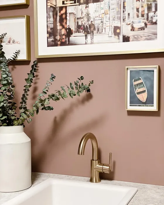 Benjamin Moore Café Ole laundry room color review