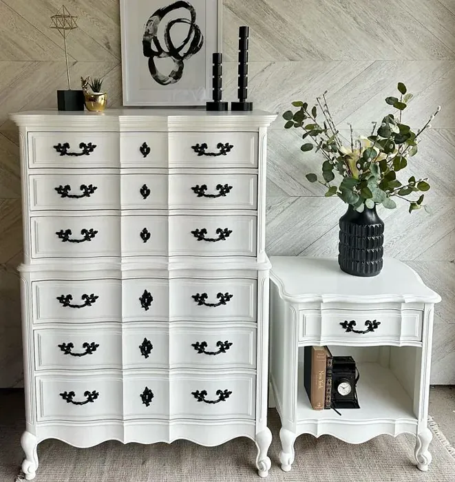 Bm Chantilly Lace Painted Furniture
