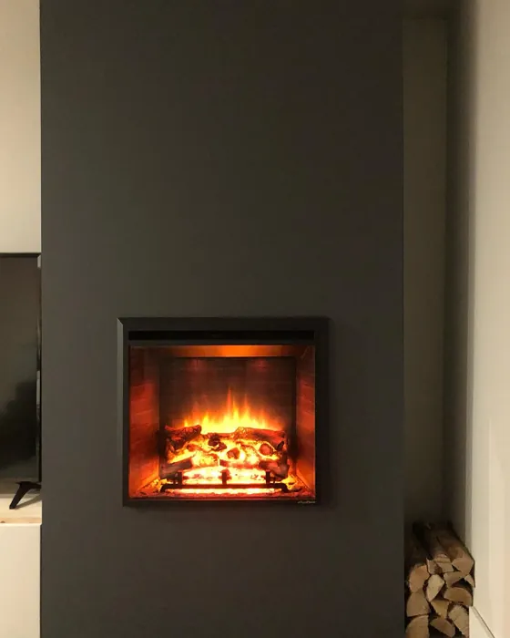 Benjamin Moore HC-178 living room fireplace 