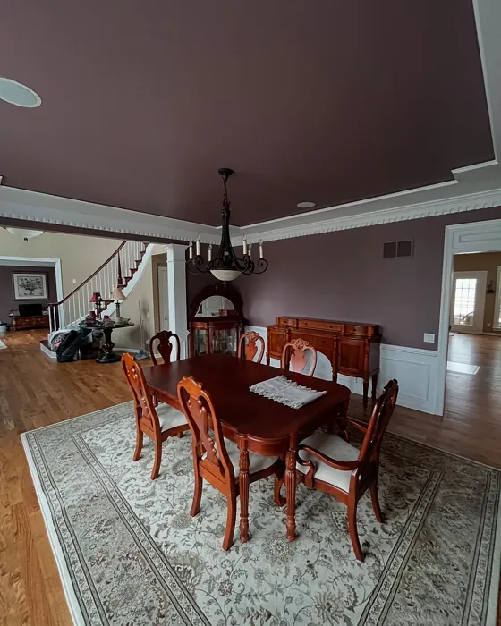 Cinnamon Slate dining room photo