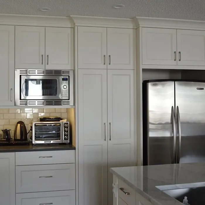 Benjamin Moore Cloud White Kitchen Cabinets