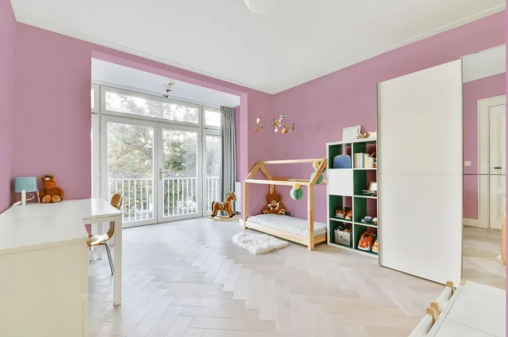 Benjamin Moore Countryside Pink kidsroom interior, children's room