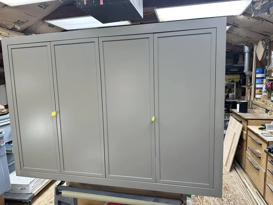 Benjamin Moore Roosevelt Taupe kitchen cabinets paint review