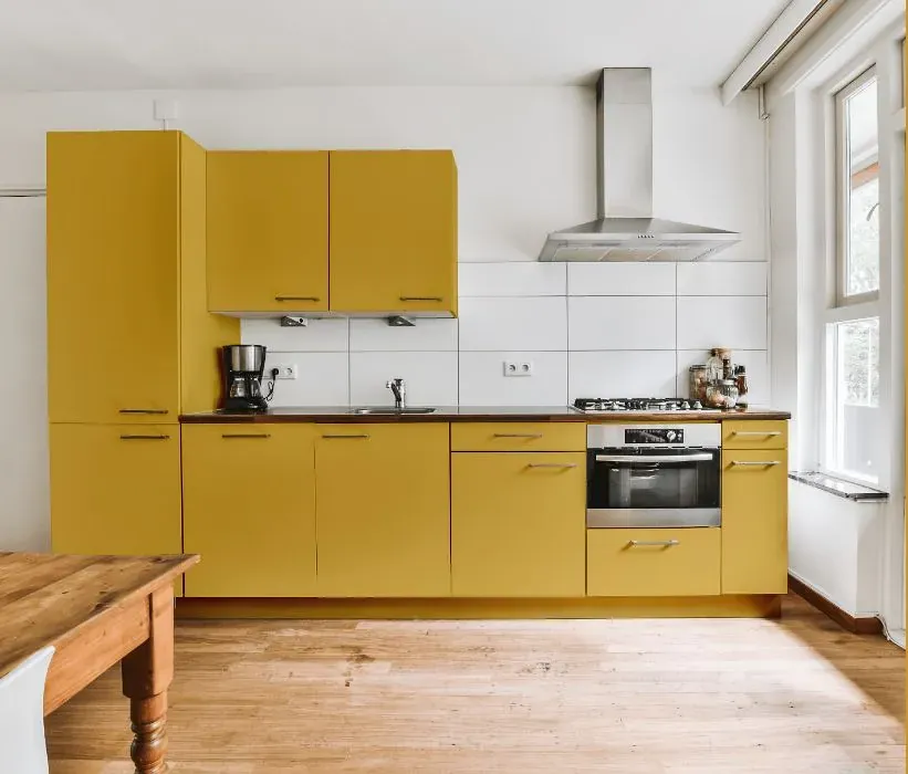 Benjamin Moore Damask Gold kitchen cabinets