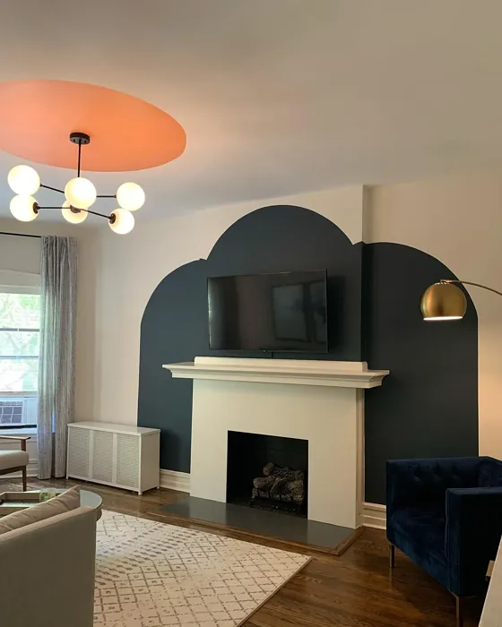 Benjamin Moore Dove Wing living room 