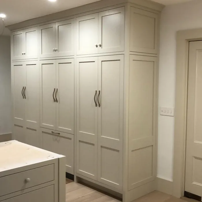 Benjamin Moore Edgecomb Gray kitchen cabinets paint