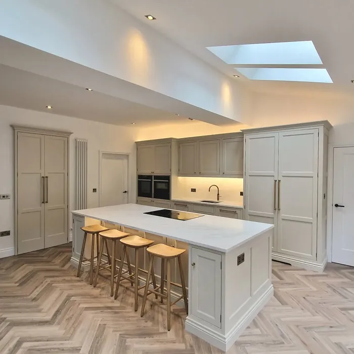 Benjamin Moore Baby Fawn kitchen cabinets paint review