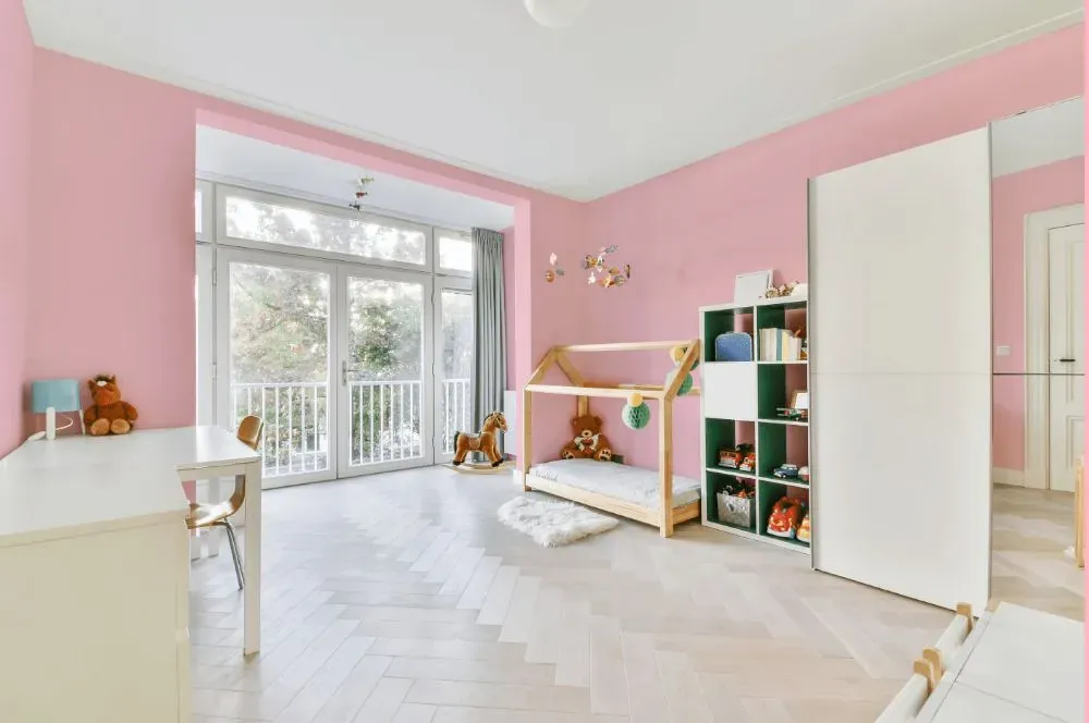Benjamin Moore Exotic Pink kidsroom interior, children's room