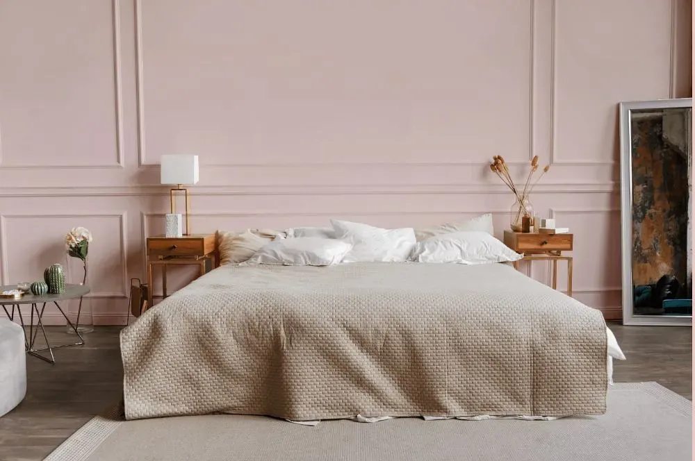 Benjamin Moore Fairest Pink bedroom