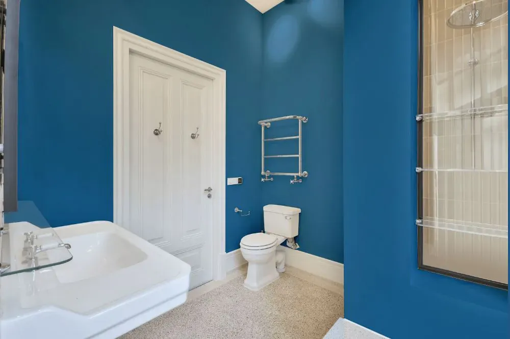 Benjamin Moore Finley Blue bathroom