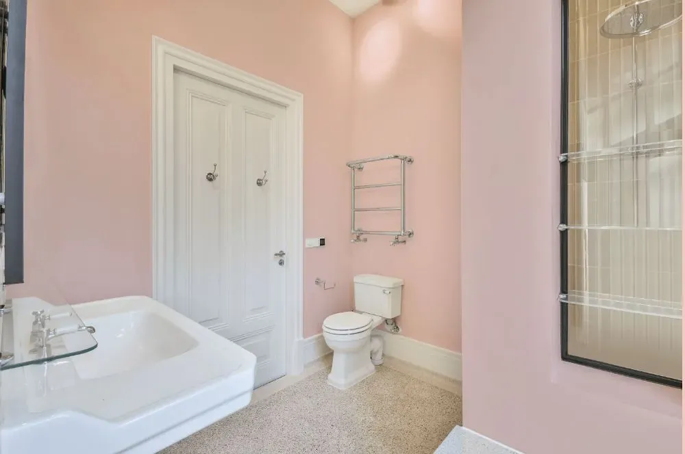 Benjamin Moore Fond Memory bathroom