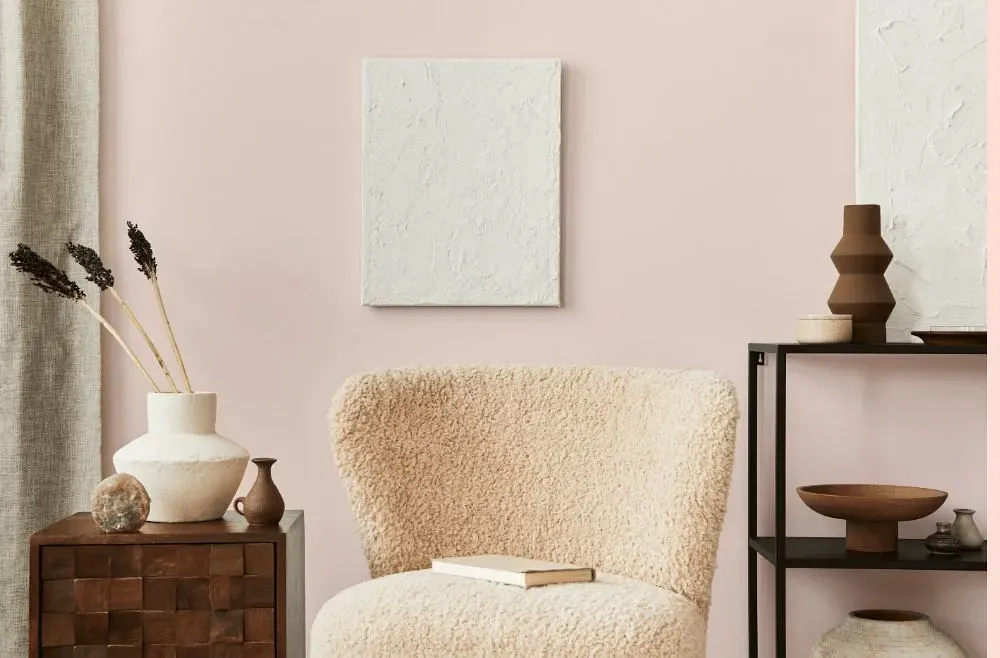 Benjamin Moore Frosty Pink living room interior