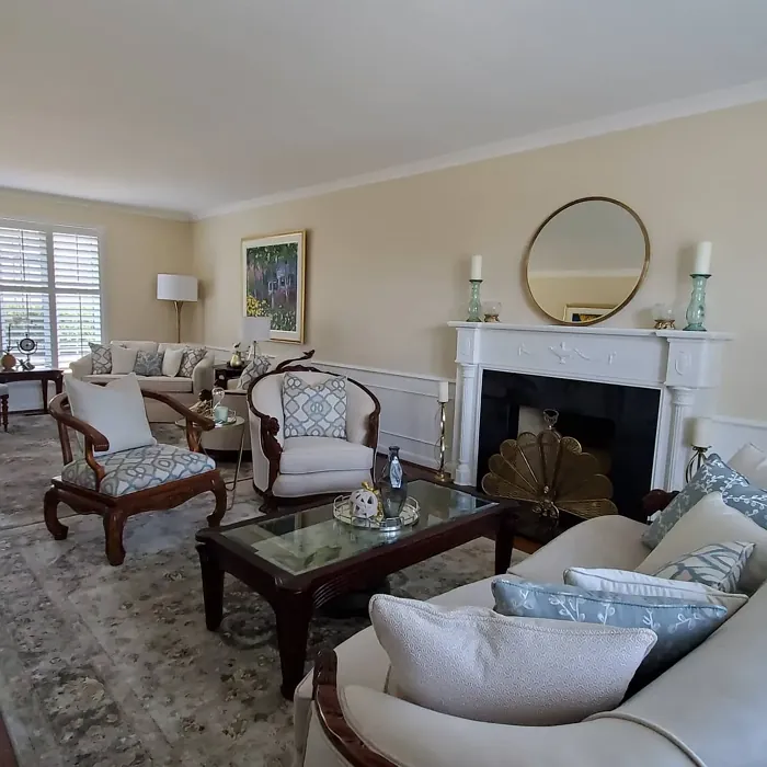 Benjamin Moore Gentle Cream living room review