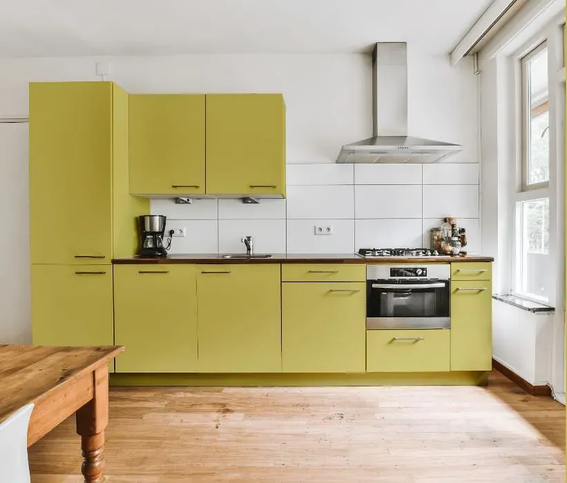 Benjamin Moore Golden Delicious kitchen cabinets