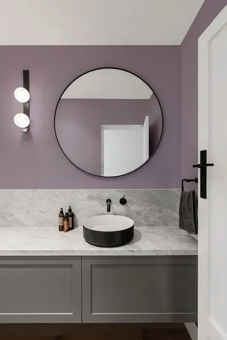 Benjamin Moore Inspired minimalist bathroom