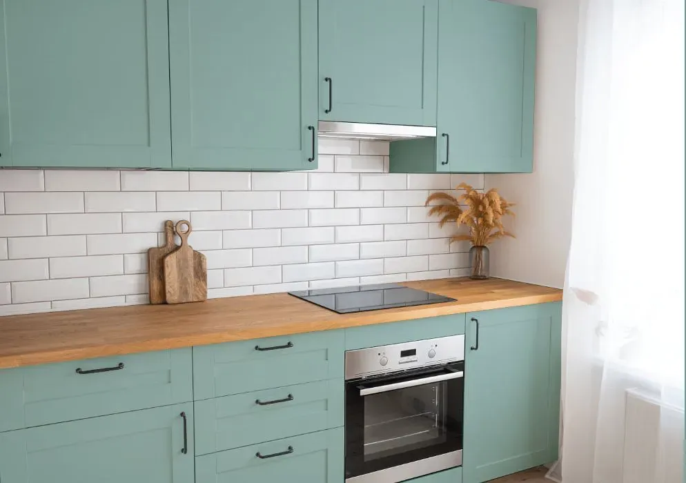 Benjamin Moore Kensington Green kitchen cabinets
