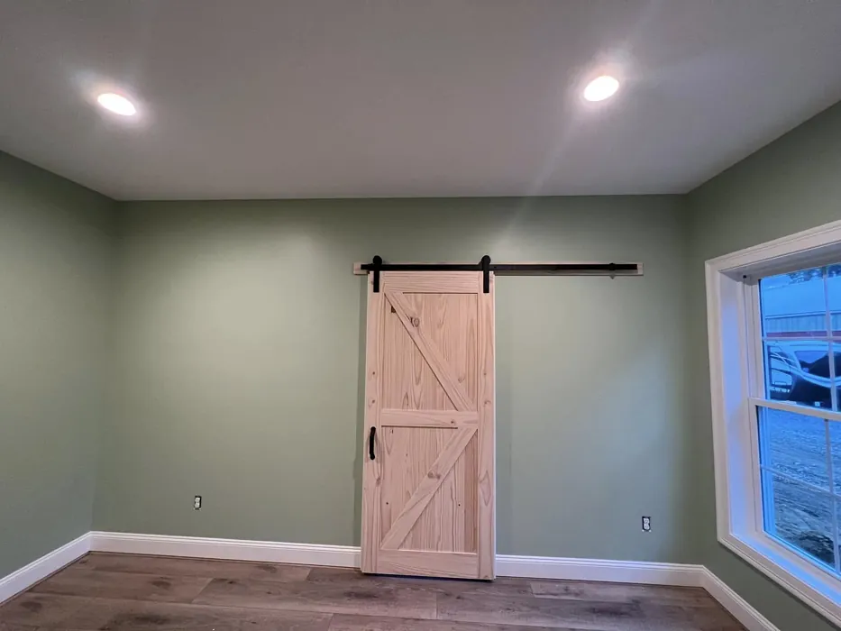 Kittery Point Green wall paint 