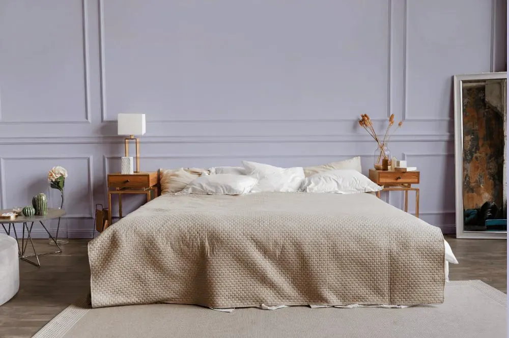 Benjamin Moore Lavender Mist bedroom