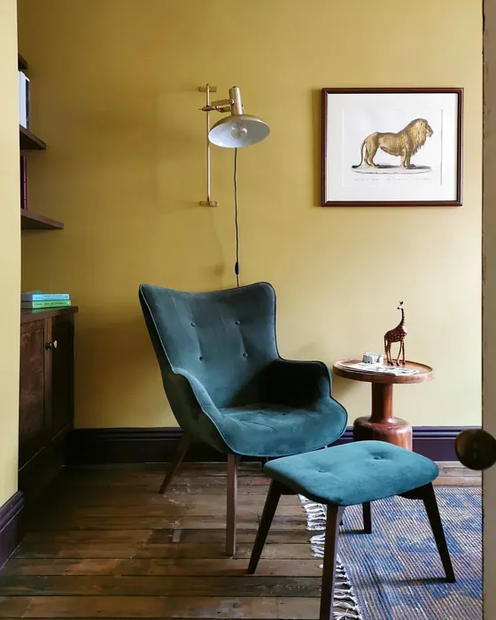 Benjamin Moore Leap of Faith wall paint 