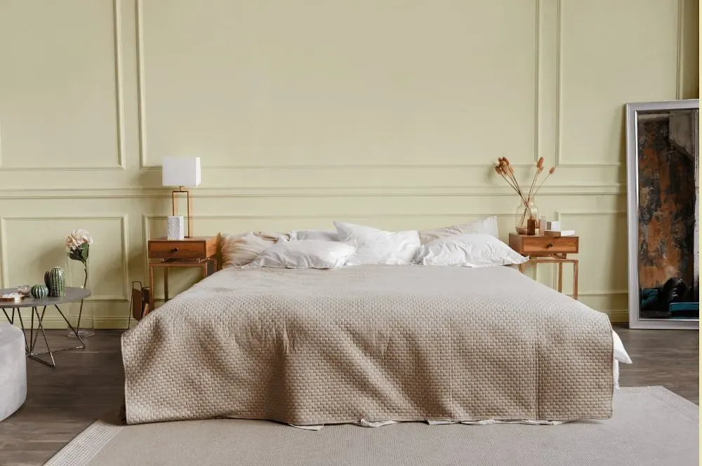 Benjamin Moore Light as a Feather bedroom