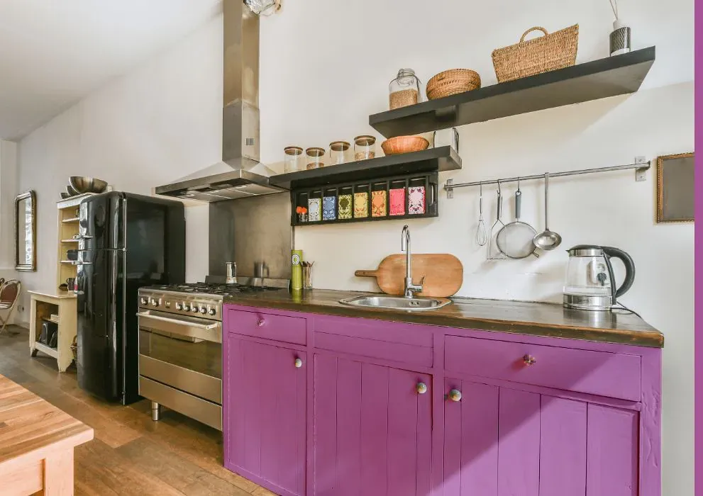 Benjamin Moore Lilac Pink kitchen cabinets