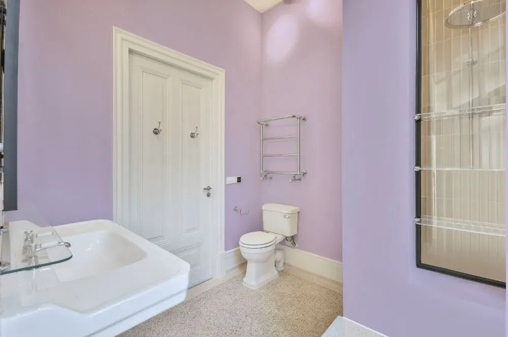 Benjamin Moore Lily Lavender bathroom
