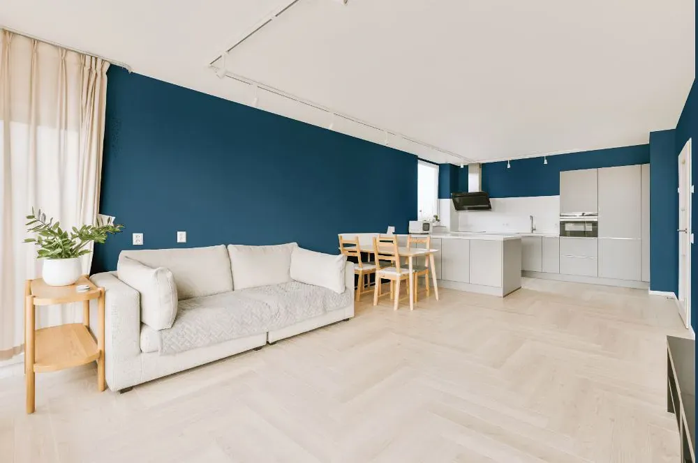 Benjamin Moore Lucerne living room interior