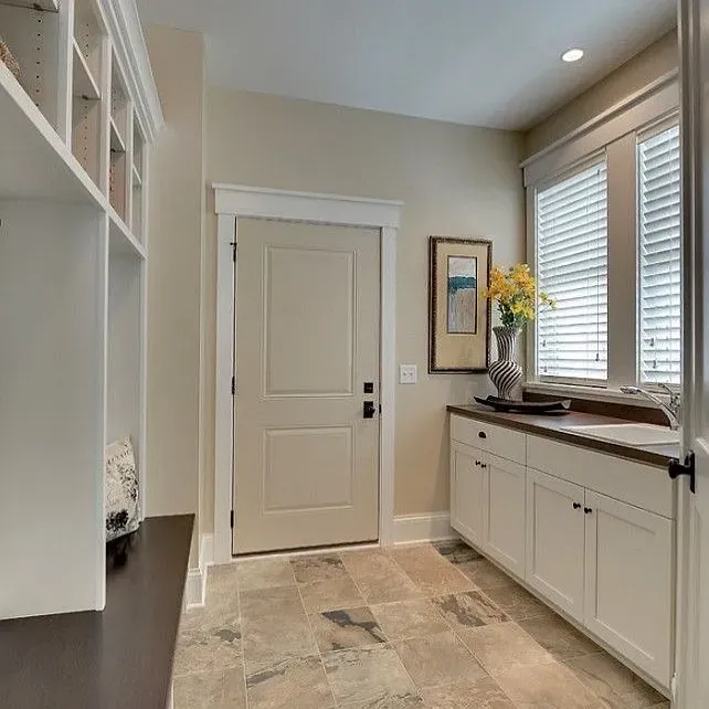 Benjamin Moore Manchester Tan bathroom paint review