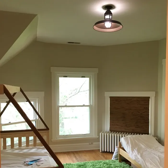 Manchester Tan kids' room 