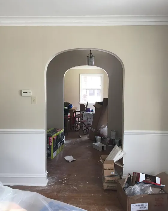 Benjamin Moore Manchester Tan wall paint 